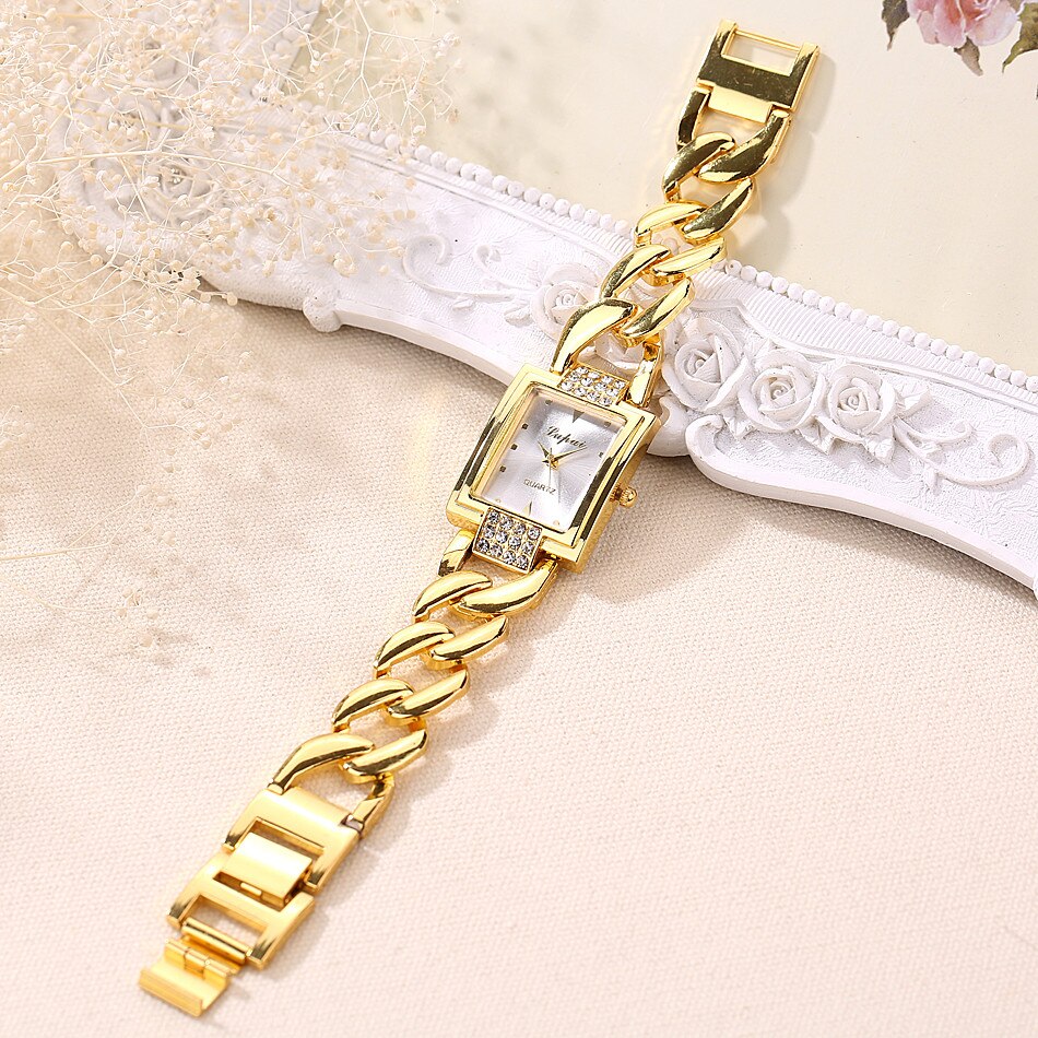 Ladies 2020 Crystal Diamond Luxury Gold Stainless Steel Watch